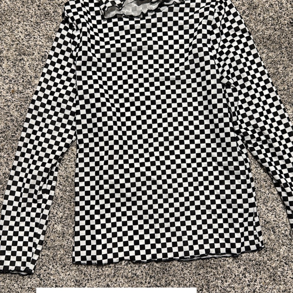 Checkered Long Sleeve Top